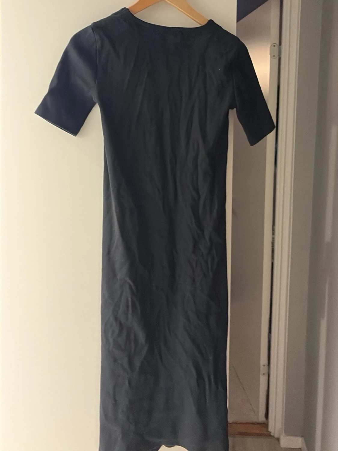 Svart klänning från Calvin Klein Jeans - 2