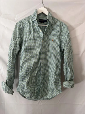 Ralph Lauren skjorta - Snygg ljusgrön Ralph lauren skjorta  | Kanon skick 