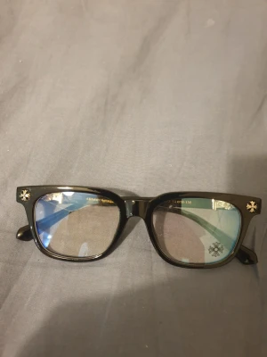 Svarta chrome hearts blue light glasögon - Snygga Chrome hearts glasögon i bra skick