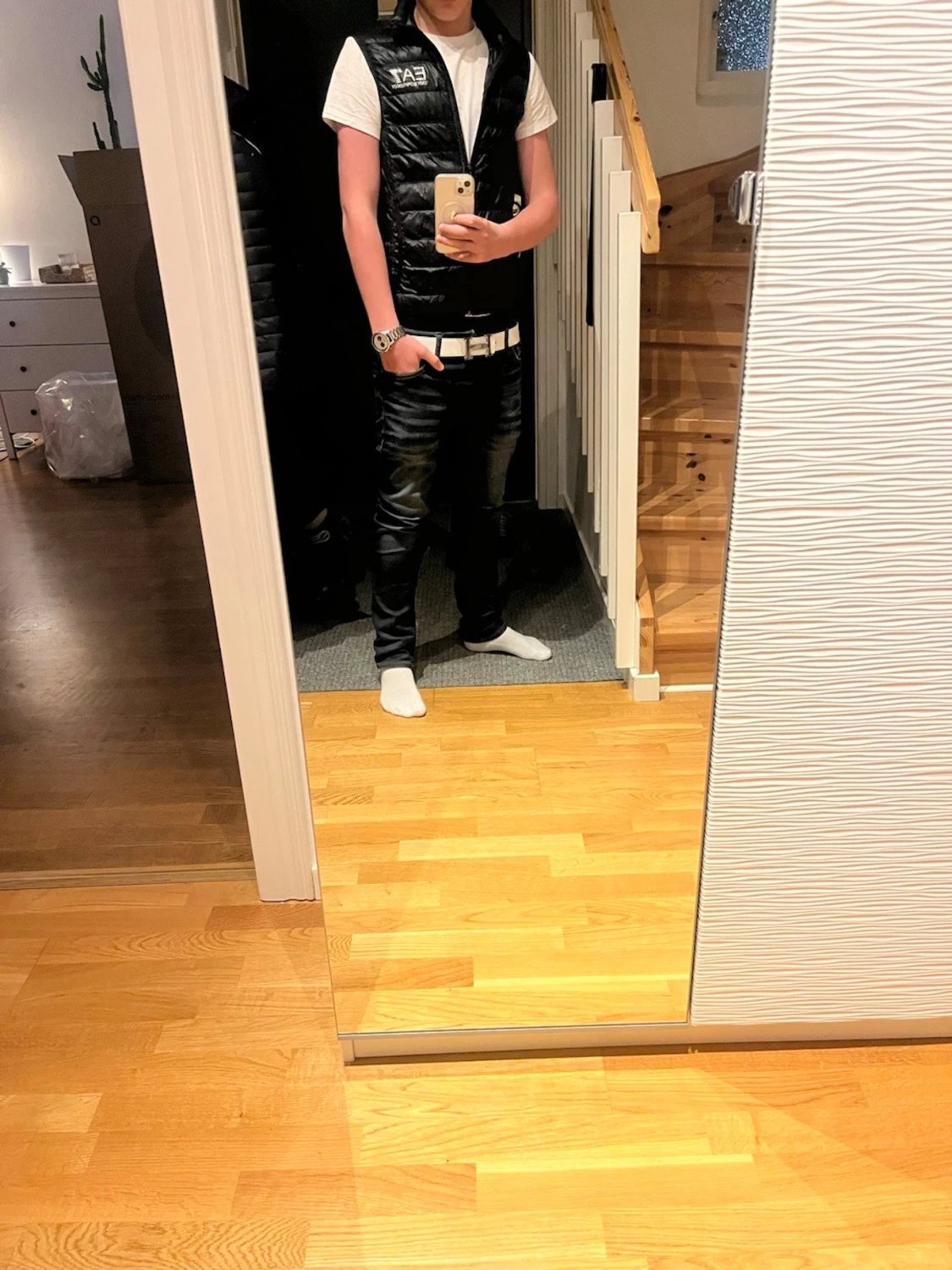 Svart dunväst från EA7 Emporio Armani