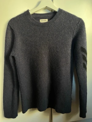 Zadig voltiare  - Super fin tröja från Zadig,är osäker på storlek men skulle gissa på S eller xs 