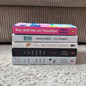 romanceböcker booktok (engelska) - 5 storpocket böcker på engelska, romantik, populära på booktok!! 55kr/bok eller alla 5 för 250kr!!