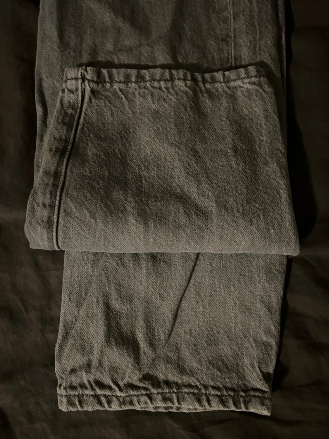 Grå raka jeans i klassisk modell - 2