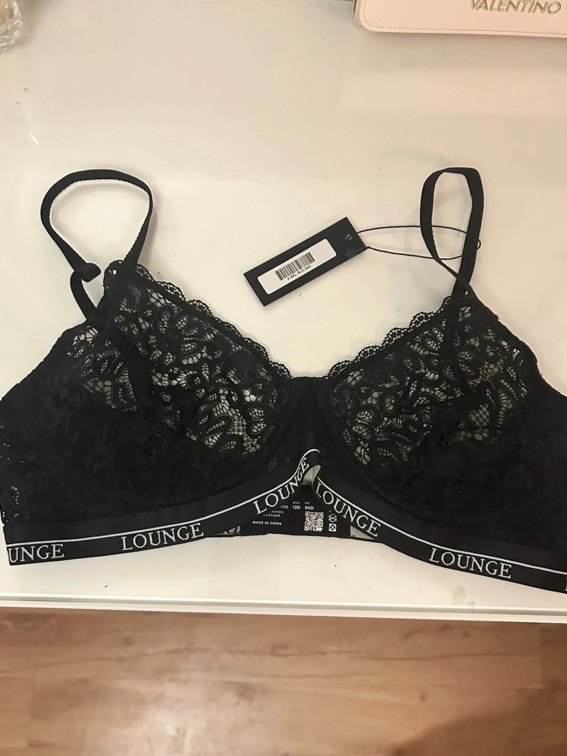 Svart spets-bh från Lounge