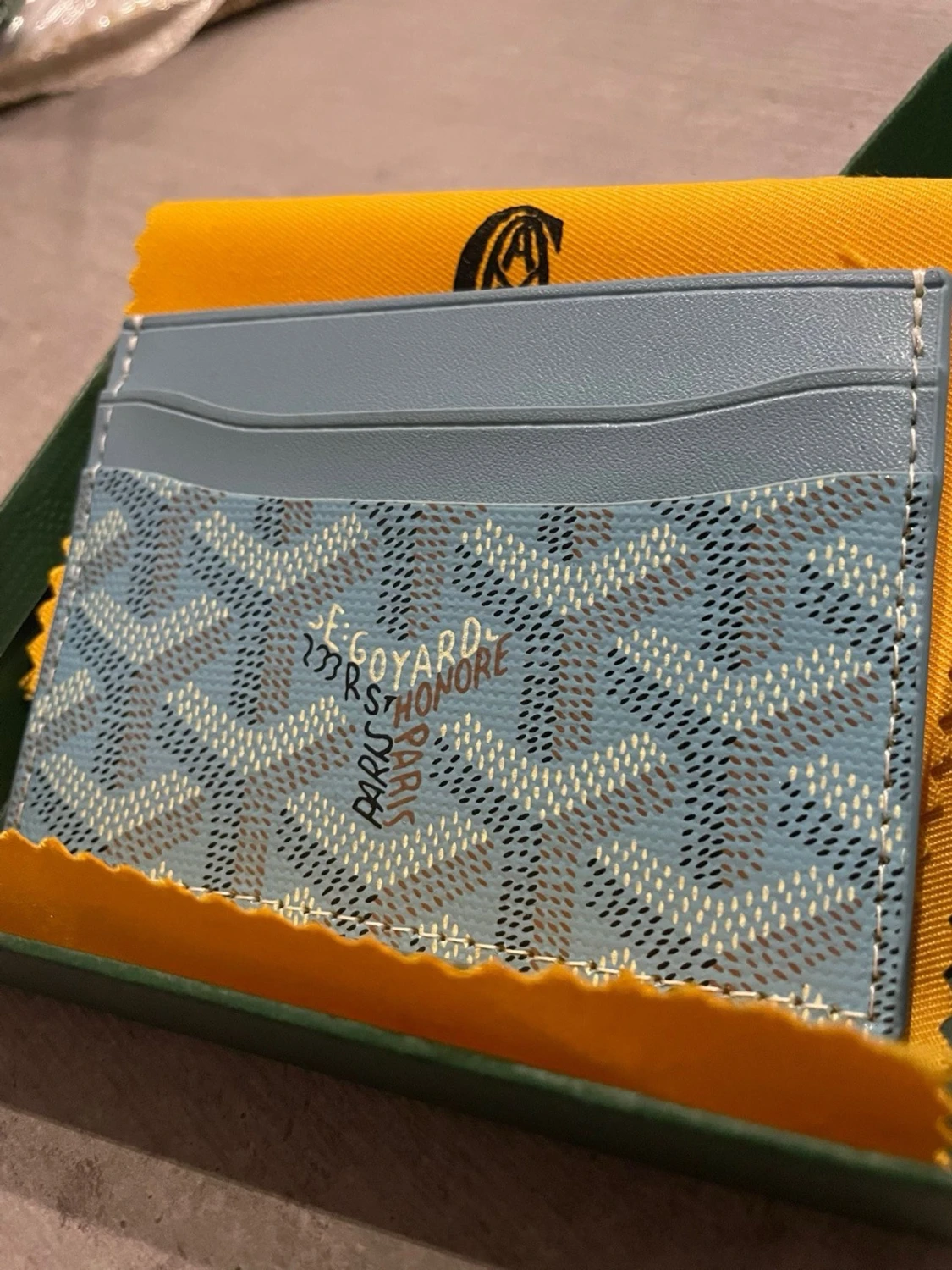 Ljusblå kortfodral - 1