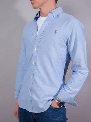 Ralph lauren skjorta  - Hej! Säljer en Ralph lauren ljusblå skjorta skick 10/10  Perfekt nu till sommarn ☀️ Storlek medium Hör av er för mer info ///