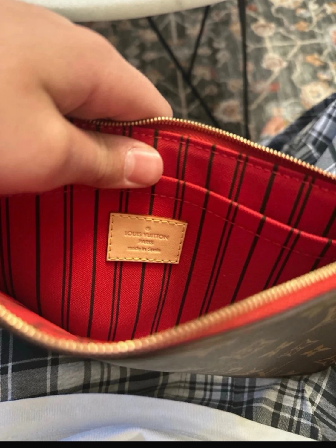  Louis Vuitton väska  - 1