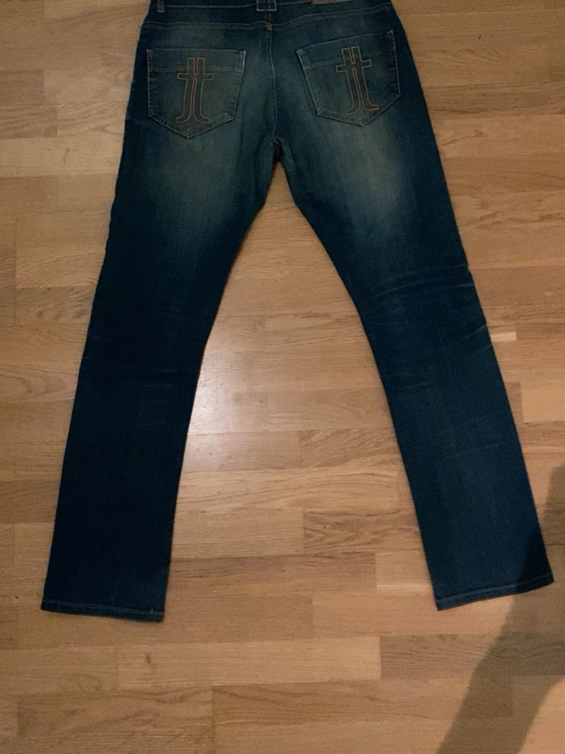 Mörkblå skinny jeans från Taracci - 1