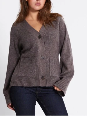 Brun kofta med fickor och knappar lager 157 - Knappast använd