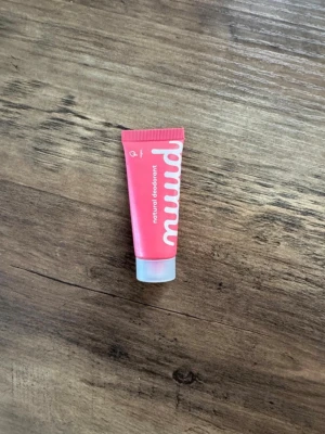 Nuud natural deodorant - Nuud natural deodorant 15 ml, oanvänd men inte inplastad 