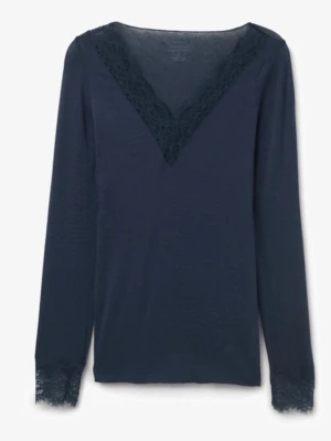 INTIMISSIMI spetströja - Säljer denna snygga tröjan från INTIMISSIMI. Den har inga hål och är enbart använd ett fåtal gånger!! 