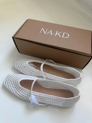 Ballerinas virkade - Helt oanvända. nypris 799 kr