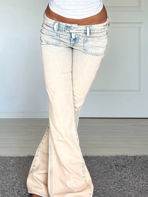 Diesel jeans - Midjemått: 36cm rakt över, innerbenslängd: 83cm 💗💗
