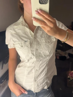 Wrangler topp - Aldrig använd!! Supersnygg skjort topp😍🤍nypris 800kr