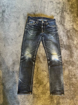NUDIE DRY JAPAN SELVEDGE JEANS - Säljer ett par sällsynta selvedge jeans från nudie - skick som nytt - modell Lean Dean - storlek 30/32 - pris 1299
