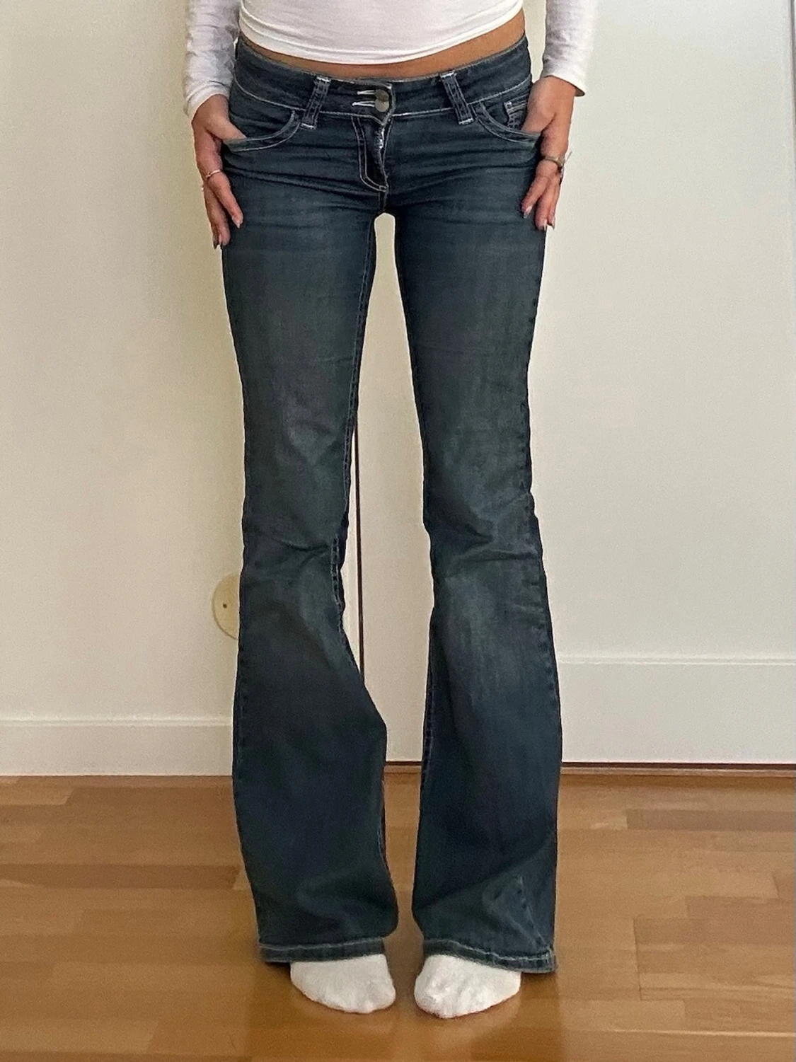 Lågmidjade bootcut jeans - 2