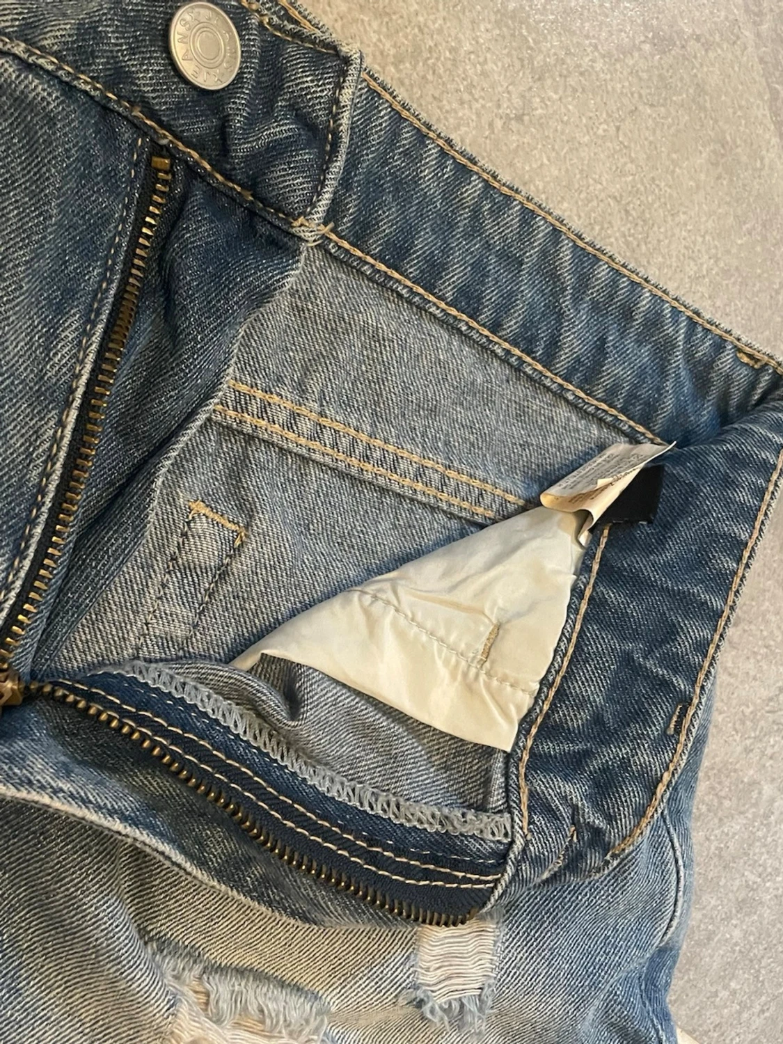 Blå slitna jeansshorts - 3