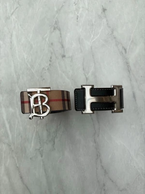 Herme’s burberry bälte bundle  - Perfekta premium bälten som passar perfekt inför alla tillfällen!