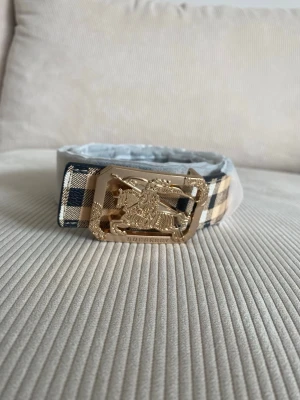 Burberry belt  - Helt ny