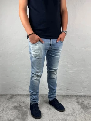 Replay jeans  - Ett par riktigt snygga jeans från Replay i storlek W31 L32 i modellen Anbbas