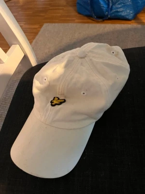 GANT + Lyle Scott keps - Båda för 300kr