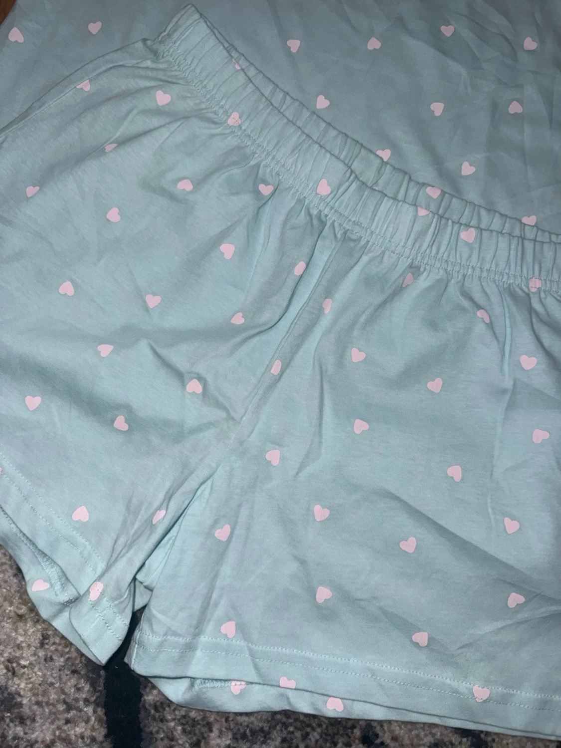 Mintgrön pyjamas med hjärtan  - 2