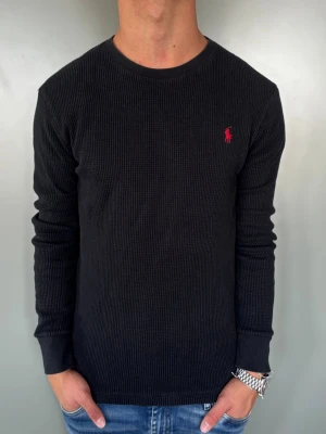 Ralph Lauren Crewneck - Strl - M | Skick - 10/10 | Nypris - ca 1500kr | Vid minsta lilla fundering är det bara att höra av sig!