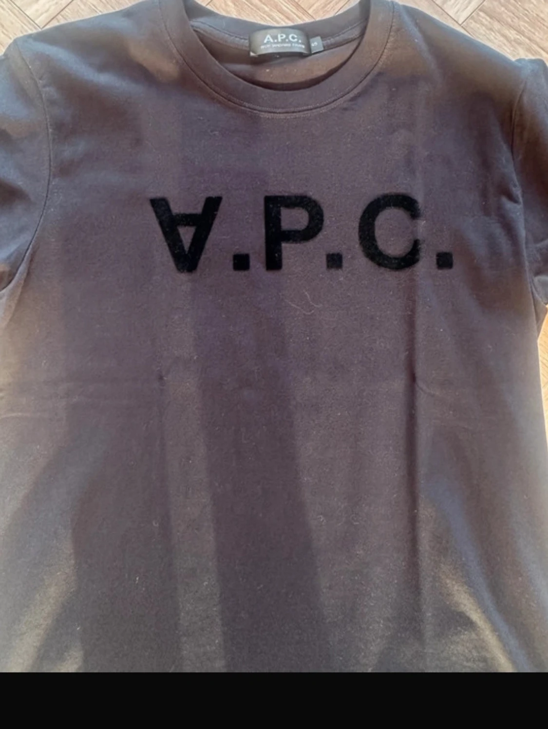 Svart t-shirt från A.P.C. - 1