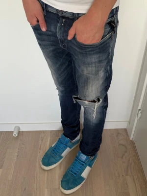 Replay jeans  - Replay jeans | Modell: Anbass | Storlek: 33/34 | Bra skick 