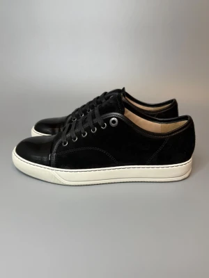 Lanvin Skor  - ‼️VI TAR EJ BYTEN‼️ Lanvin sneakers | Skick: 9.5/10 | Storlek UK 5 motsvarar 40-41 | Fraktar inom 24H efter köp på köparens bekostnad 📦💨 | Hör av dig vid minsta fråga eller fundering 