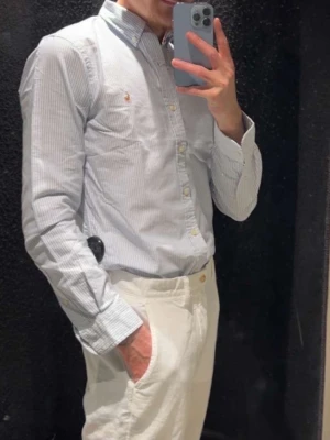 Ralph lauren - Säljer Ralph lauren storlek S inköpt 25e juni Ny pris: 2100kr