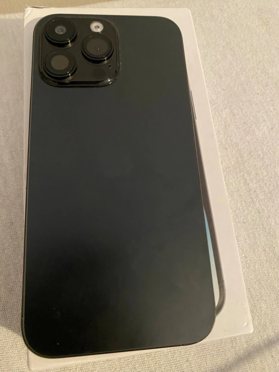 Svart iPhone 14 PRO MAX