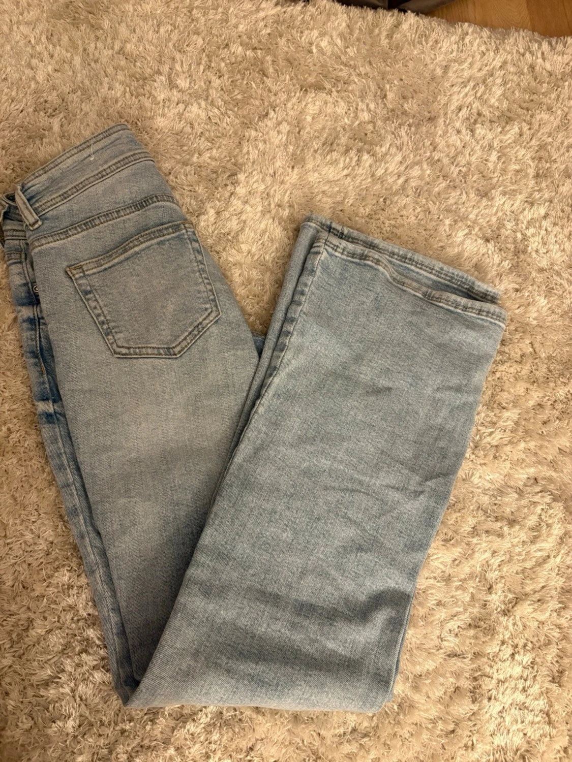 Ljusblå bootcut jeans - 1