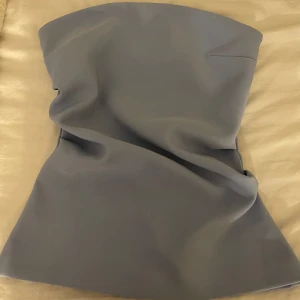 Blå zara topp - Oanvänd topp ifrån zara i strl xs med lapp kvar