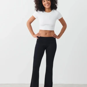 Yoga pants - Super fina och sköna yoga pants i bra skick💞 från Gina tricot’s ’soft touch’ collektion💞