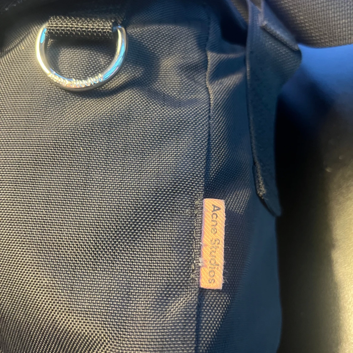 Acne Studios Axelväska  - 91