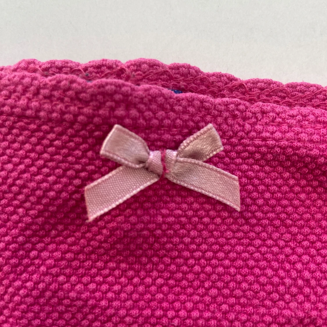 LADY rosa topp med rosett (L) - 90