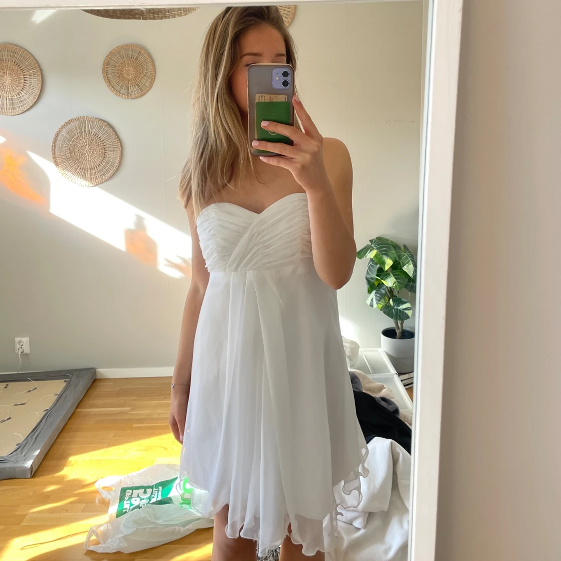 Vit klänning