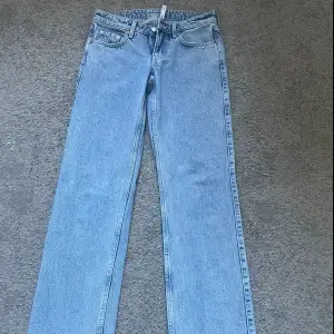 Arrow Weekday jeans som inte är använda 💕