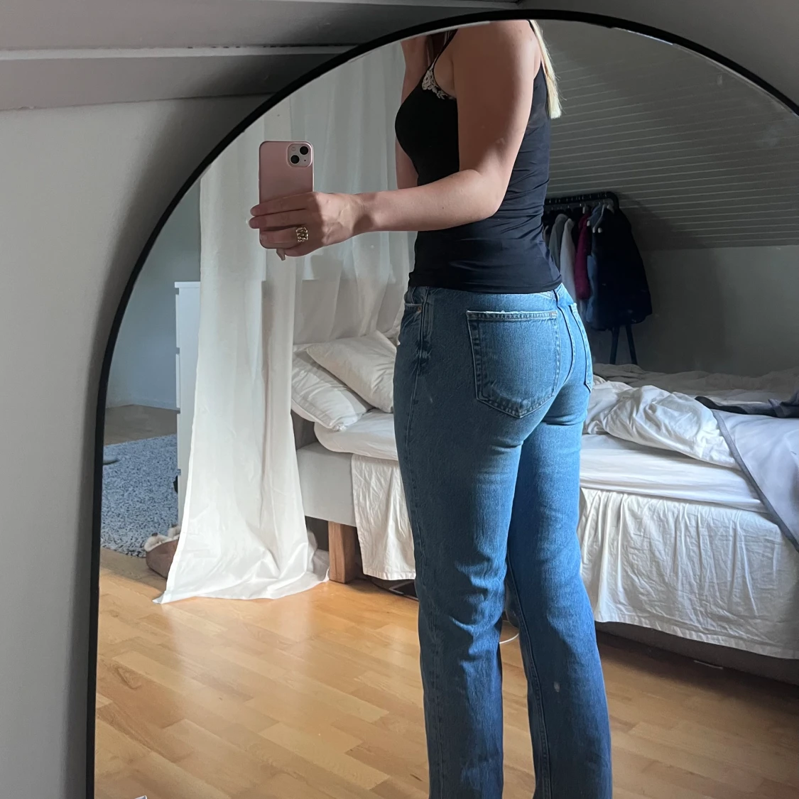 Mid-waisted Jeans  - 90