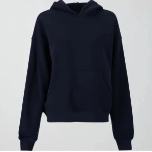 Gina Tricot hoodie - Nästan helt ny säljer då jag har för mycket kläder❤️