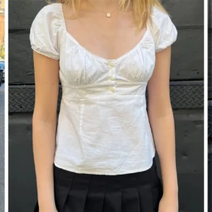 Brandy Melville Topp - Superbra skick! Använd en gång 