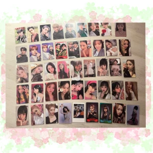 Kpop photocards - Säljer mina photocards för jag gillar inte kpop längre. TRYCK INTE PÅ KÖP NU. Skicka till mig så kan vi diskutera priserna💗 