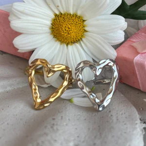 Hjärt ring - Super fina har flera av dessa💗