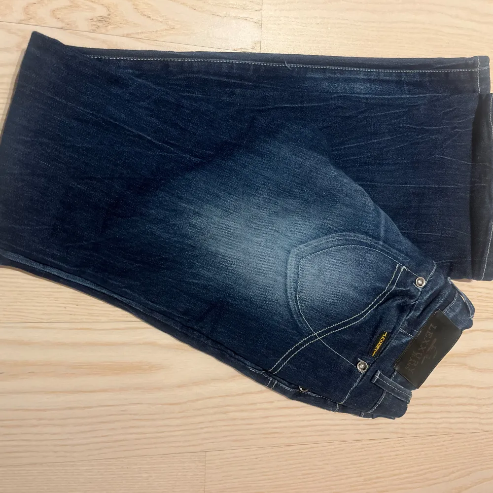 Jättesnygga Low waist jeans, stretchigt material💗. Jeans & Byxor.