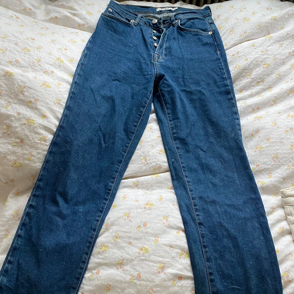 Superfina raka jeans från NA-KD😍. Jeans & Byxor.