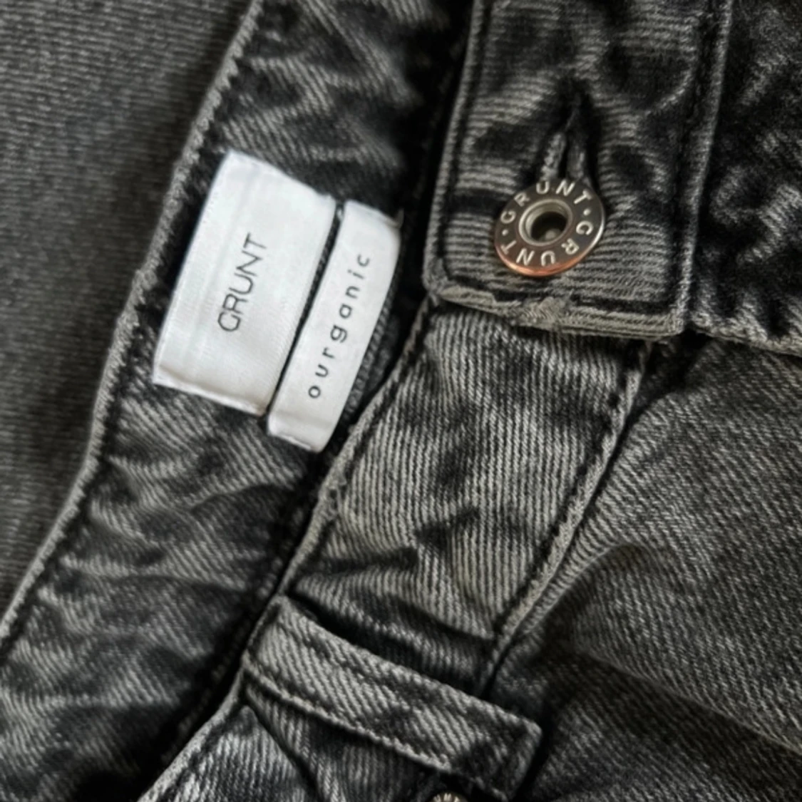 Grunt jeans loose fit strl 164 / 27