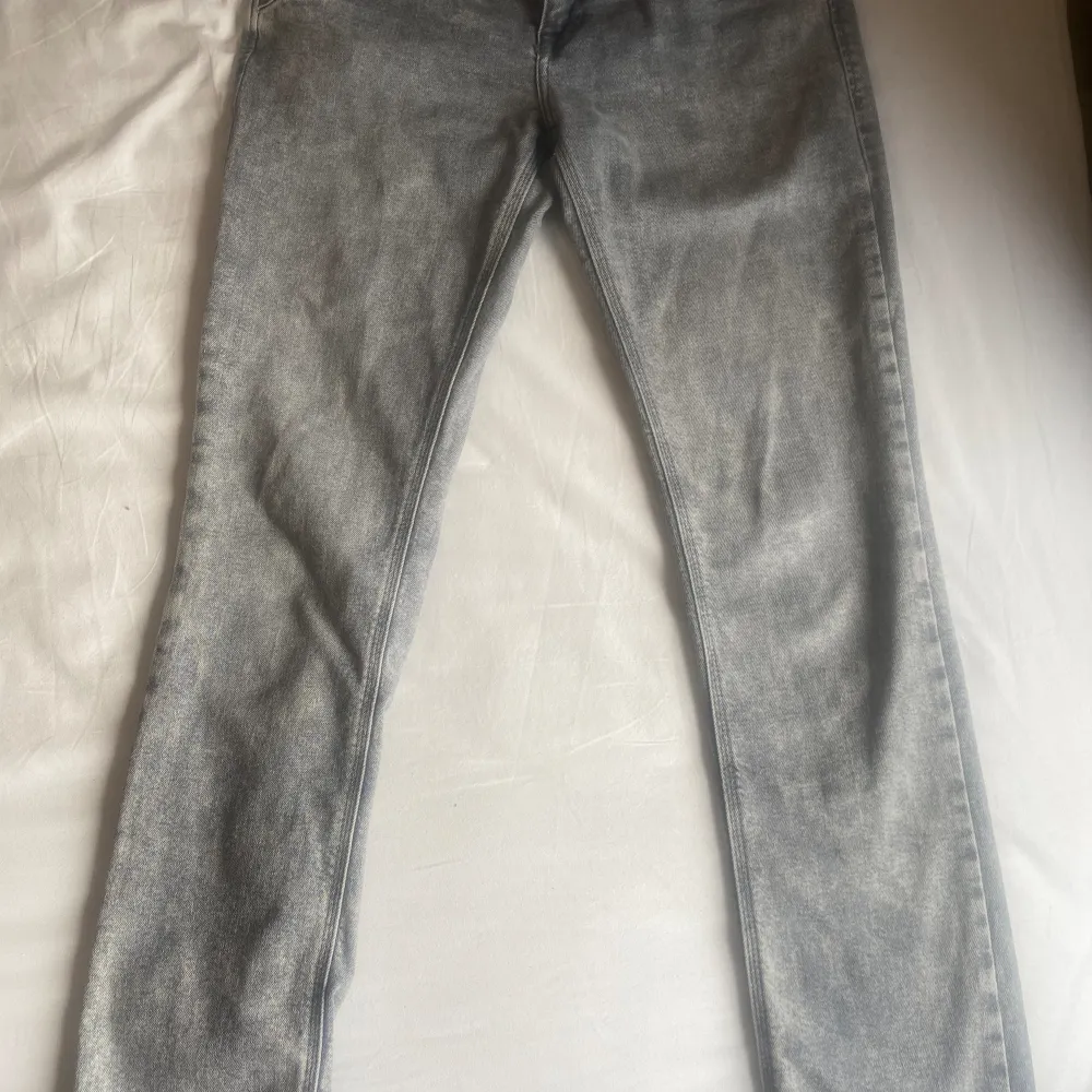 Säljer mina sparsamt använda Ltb Jeans då de är förstora för mig💓  W30 L32 . Jeans & Byxor.