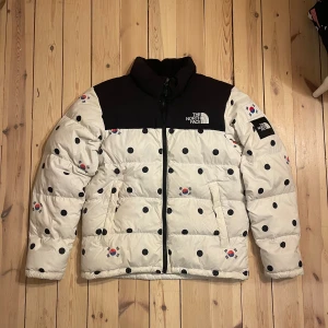 North Face Nuptse International Collection Korea Puffer Down Jacket  - North Face Nuptse International Collection Korea Puffer Down Jacket 