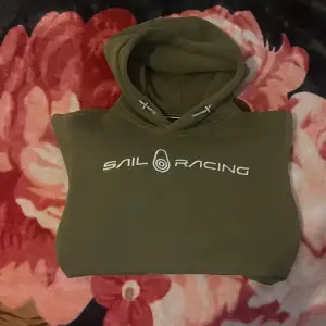 Toppen skick på Sail racing hoodie